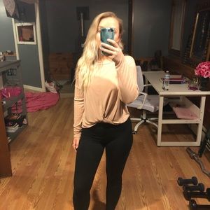 Scrunched peach/tan long sleeve